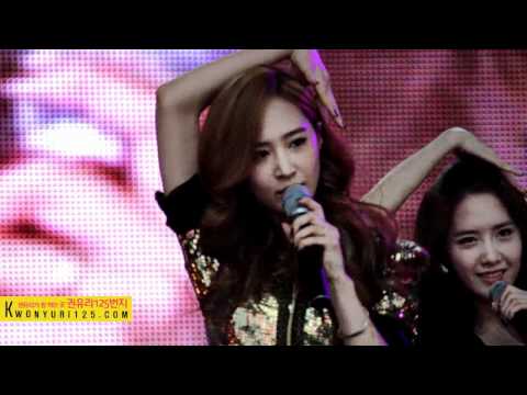 [Fancam] 110417 Yuri SNSD - Hoot @ Angel Price Music Festival