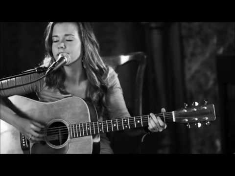 Sierra Hull - The Land Of Living