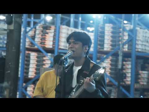 Ocan Siagian - FakBoi | Live At Legacy Live Bandung Invasion