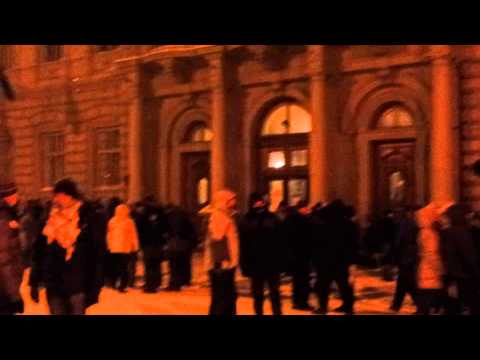 Lviv protests inside the barricades / Proteste pe baricade in Lviv, Ucraina
