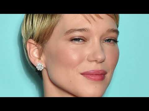 Lea Seydoux In A Bikini