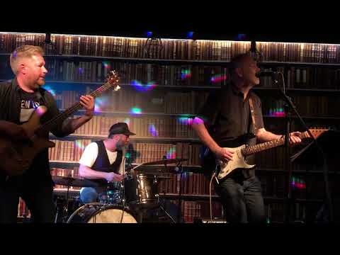 Play Video Youtube Video