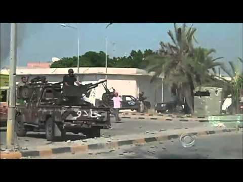 Libyan Rebel Technical Gunner Goes Wild!