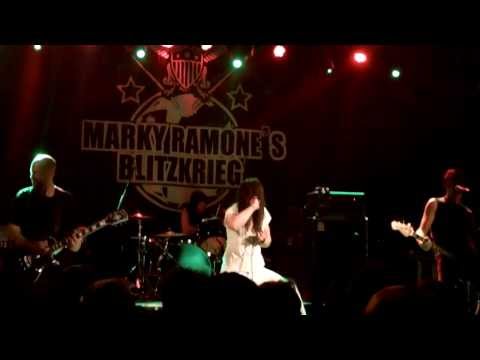 Marky Ramone's Blitzkrieg - Rockaway Beach/Lobotomy/Psycho Therapy (Manchester Academy 24/10/13)