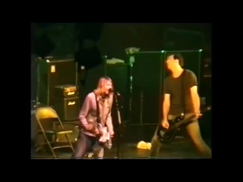 Nirvana - Palatrussardi, Milano, IT (02/25/1994)[AMT2 UPGRADE]