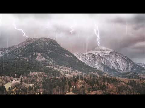 Sleep hypnosis to sleep soundly with heavy rain and terrible thunder in the mountains #sleepsounds