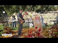 Gwen Stefani Blake Shelton Purple Irises Backyard Garden Party