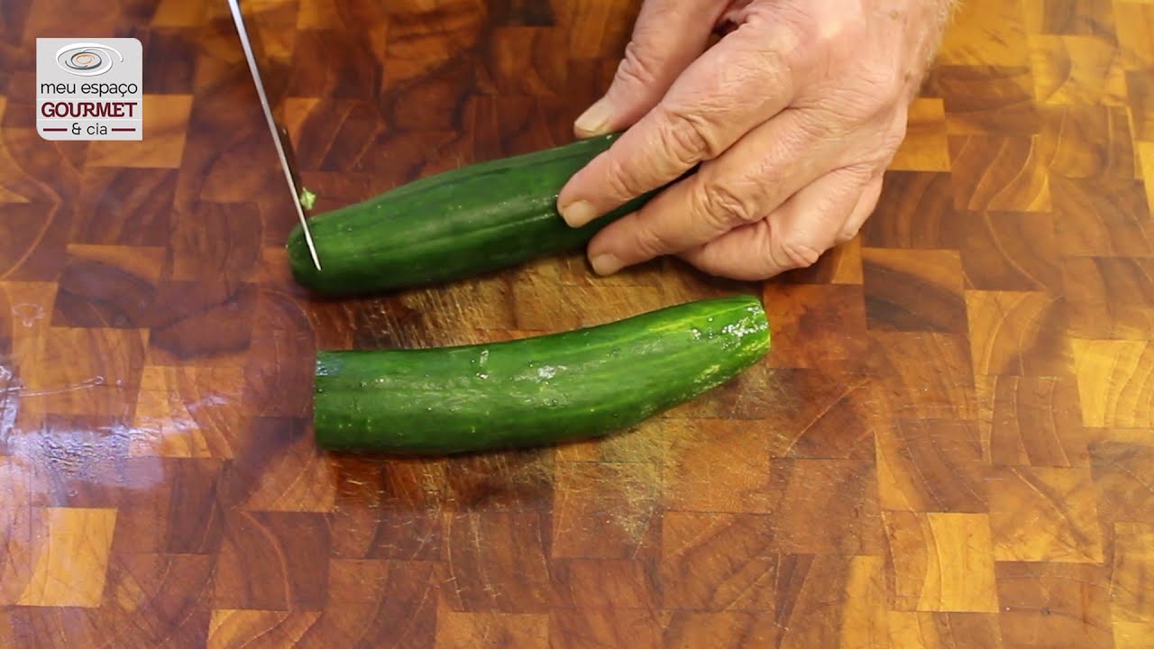 MOLHO DE IOGURTE E LIMÃO PARA SALADA