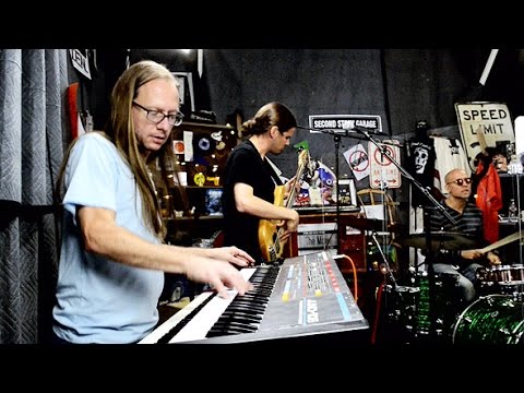 The Motet - 'Keep On Don't Stoppin'' ::: Second Story Garage