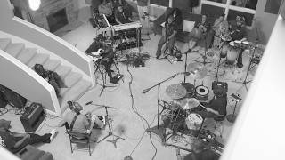 Download lagu RED HANDS feat. ERIC GALES - Happy Feelin's mp3