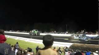 preview picture of video 'GraveDigger @ Jackson Dragstrip'