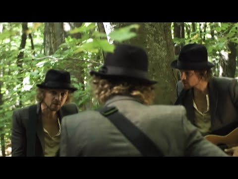 The Raconteurs – Old Enough (Official Music Video)