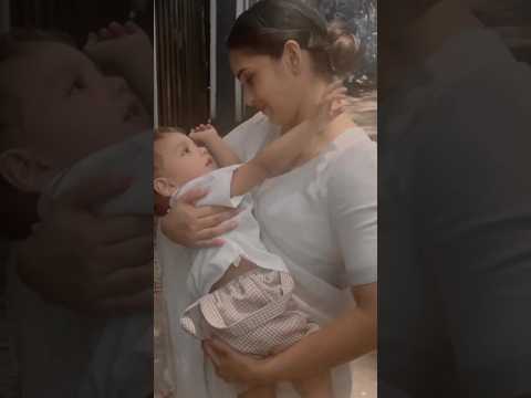 "අකිල ඇන්තනි අයියගේ ආදරණීය වයිෆුයි චූටි පුතයි"🌸😘💕❤️#trending #subscribe #shorts