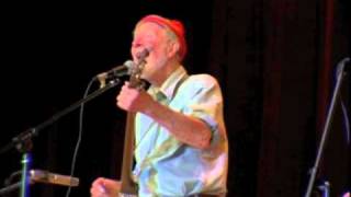 Pete Seeger - God&#39;s Counting on You - Port Jervis NY 2010