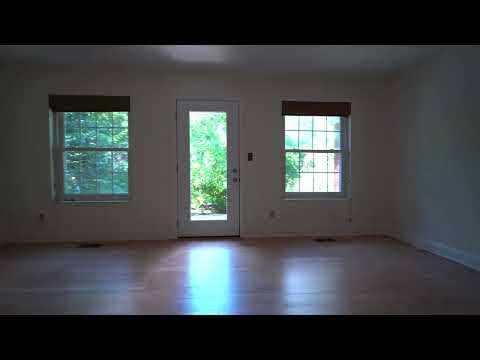 Gorgeous 4/3 Home with fenced yard and garage property video