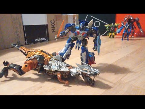 Optimus prime vs Grimlock Transformers age of extinction [Stop Motion]