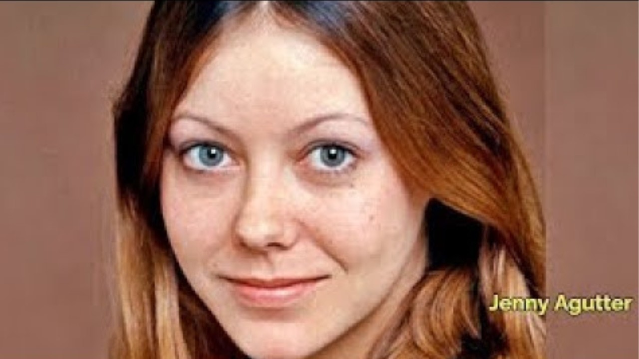 Jenny Agutter In Lingerie-Thong Photos Leave Little To Imagination