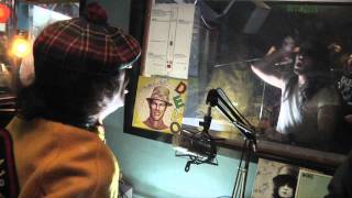 The Evaporators - I Hate Being Late (When I&#39;m Early) ft. Andrew W.K.