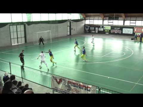 Calcio a 5: Serie B, Innova Carlisport - Prato Rinaldo 3 a 3 Higlights e interviste