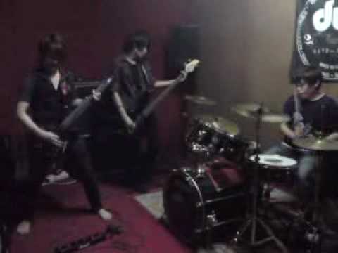 Guren cover by  **BlackLace - 黑蕾丝**