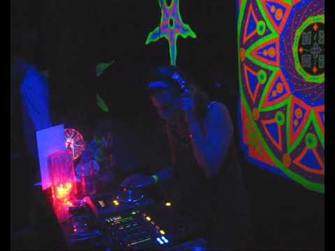 Djane Aliye Gathering of Ents II @ 3Klang