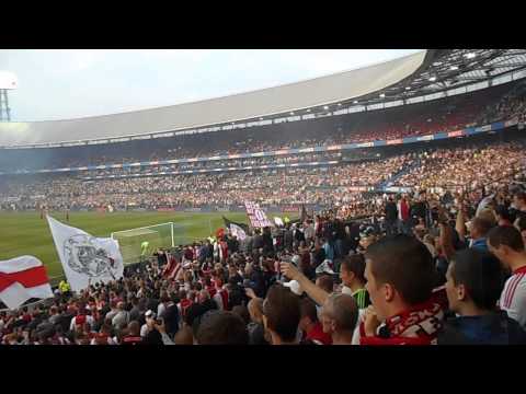 PEC Zwolle - AFC Ajax 5-1 (20-04-2014) Bekerfinale. Opkomst en pyro show