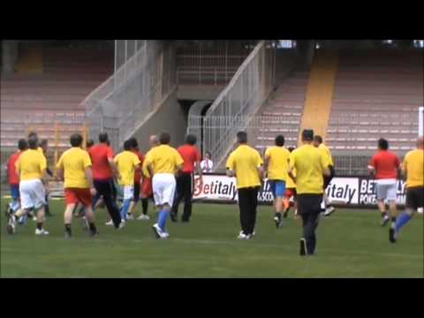 ACSI LECCE " LA TESTA NEL PALLONE "