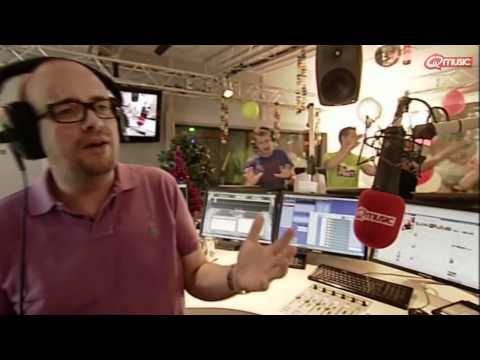 Foute 128 2011: nummer 8 : Bart Kaëll zeil je voor het eerst