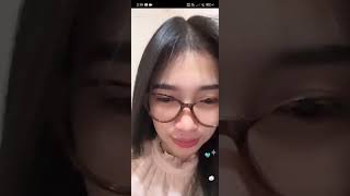 Download lagu BIGO LIVE BAR BAR ‼️BIKIN SENGE, LEPAS KACAMATA AURA BINTANG FILM NYA BIKIN NAGIH mp3