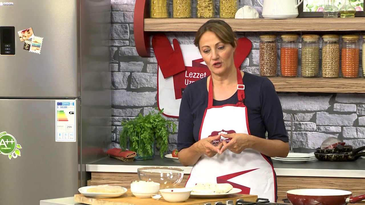 Köz Patlıcanlı Köz Biberli Tava Böreği Tarifi