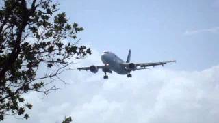 preview picture of video 'ATERRIZAJE EN SAN ANDRES ISLA, AIR TRANSAT A310-300/LANDING AT SAN ANDRES ISLAND!'