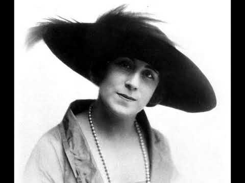 LUCREZIA BORI SINGS  NEDDAS ARIA 1934 CHESTERFIELD RADIO SHO