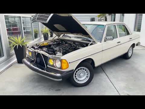 1982 Mercedes-Benz 300D Turbo Diesel at Park Place LTD