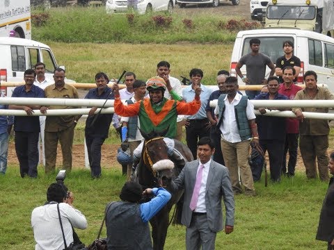 Lady in Lace ridden by Suraj Narredu Pune Derby 2017