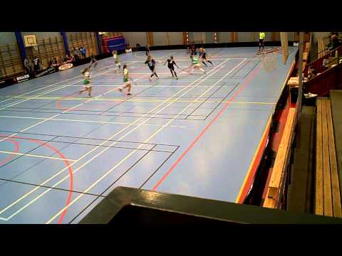 Period 1 F99 Serie 5 Lindome IBK div2 F98 - Lindås IBK F99 131020 (3-2)