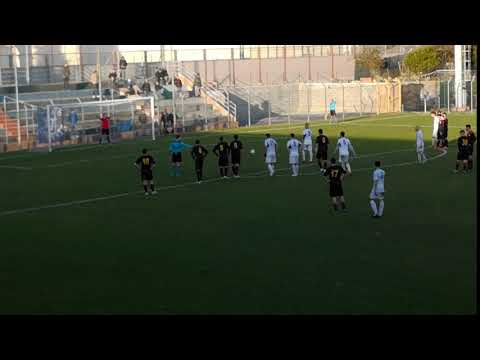 Calcio, Eccellenza. Imperia - RIvarolese, gol Daddi
