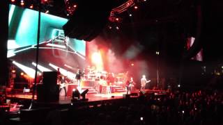 Meat Loaf - Running For The Red Light (I Gotta Life) (LG Arena, Birmingham 12th April 2013)