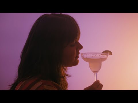 Earleine - Rita [Official Video]
