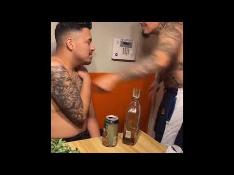 Drunk FIGHTING 😂😂 live audience from me and @lilwerido858 ( @dinero100k vs @armandooo909 )