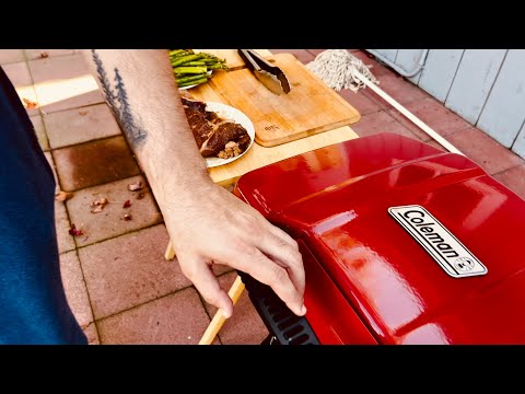 the RED Coleman Sportster Propane Grill (Full Review/Cook Test)