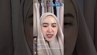 Download lagu Pregnant woman wearing hijab experiencing nausea and vomiting uploaded a green Vivo Y22 cellphone mp3