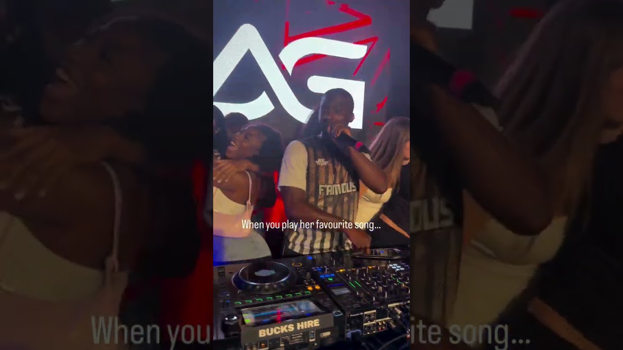When you play her favourite song… thevenuebucks officialdjn.v AG Fest 2026 - London