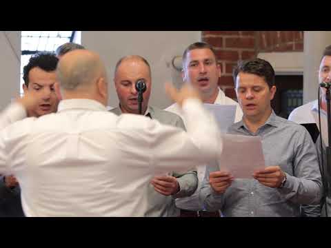 De mergi inainte - Corul barbatesc Betleem Watford