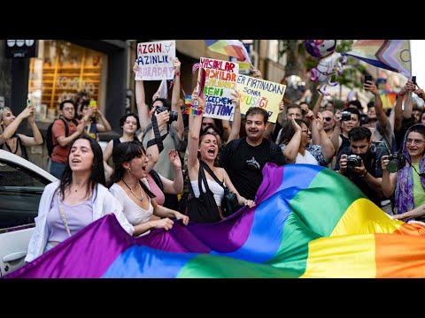 Ʈuʀĸιsн Đємσcʀαcy and turkish democracy