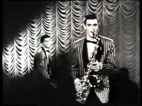 The Royal Teens - Short Shorts