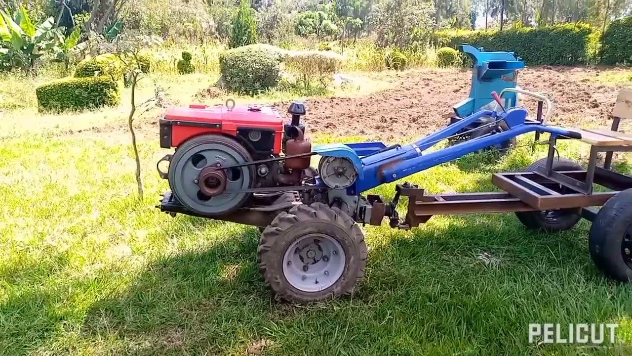 walking tractor, checking of my break's. for more info about w, tractor WhatsApp+254705372274.