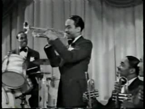 COUNT BASIE Swingin' the Blues, 1941 HOT big band swing jazz online metal music video by COUNT BASIE