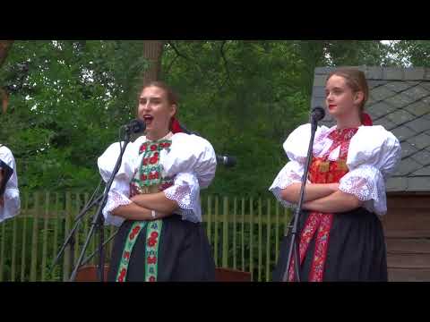 Dětský pořad MUZIČKY, č.3: DĽM FidliCanti, Horné Orešany / MFF Strážnice 2018