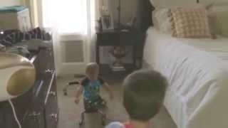 Harding Boys jam to Bobs & LoLo