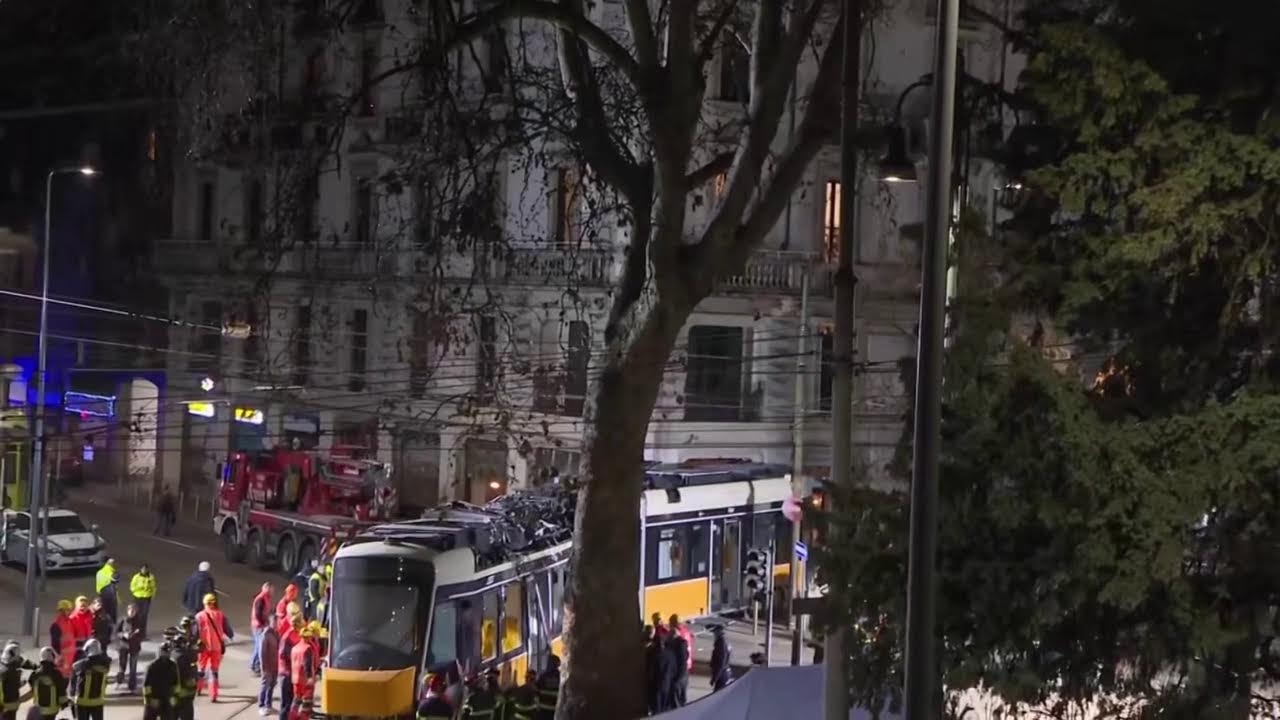 BREAKING LIVE: Train derailment in Milan, 2 dead, dozens injured  [GRAPHIC WARNING]